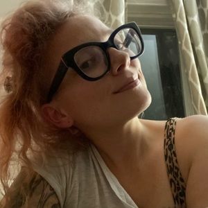 Meet your Posher, Charlotte